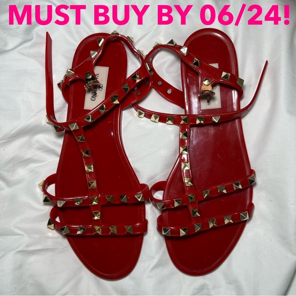 authentic valentino rubber stud strappy sandals in size 37